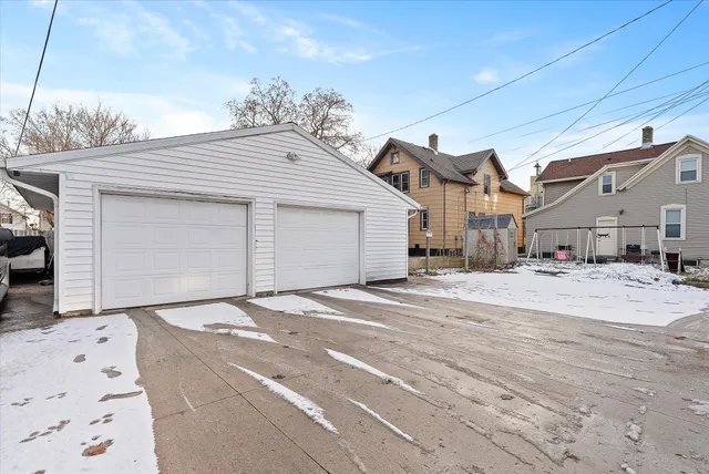 $224,900 | 1430 Virginia Avenue, Sheboygan, WI 53081