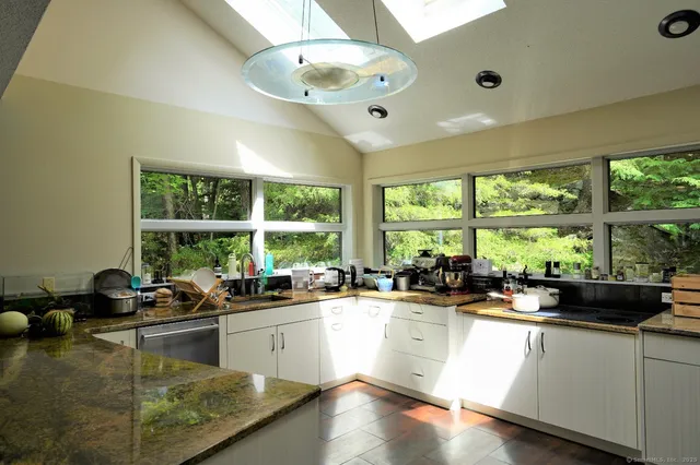 $7,000 | 3 Laurelwood Drive, New Fairfield, CT 06812