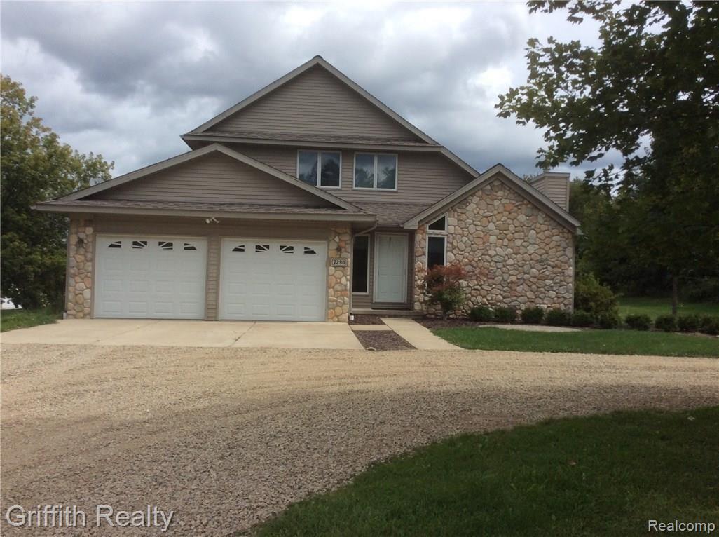 7290 Green Road Fenton, MI 48430 - Photo 30 of 32 IMG_6337.JPG