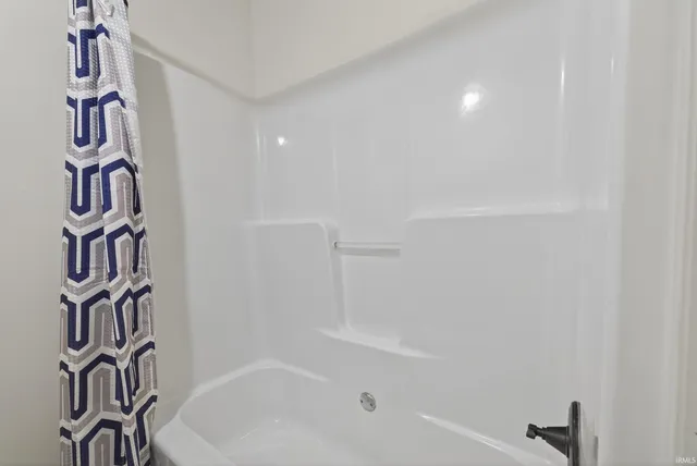 $140,000 | 607 West Warren Street, Unit B, Mitchell, IN 47446