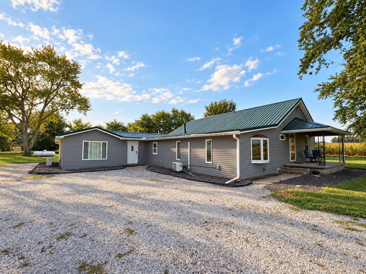 2076 North State Road Flora, IL 62839 - Photo 1 of 100 Gallery Image 1