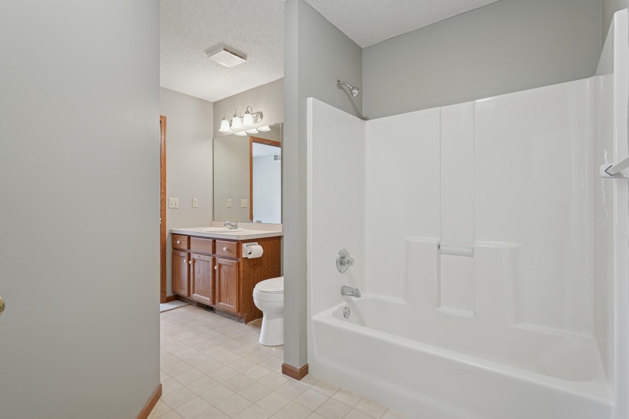 12436 Aztec Street Northwest Coon Rapids, MN 55433 - Photo 11 of 22