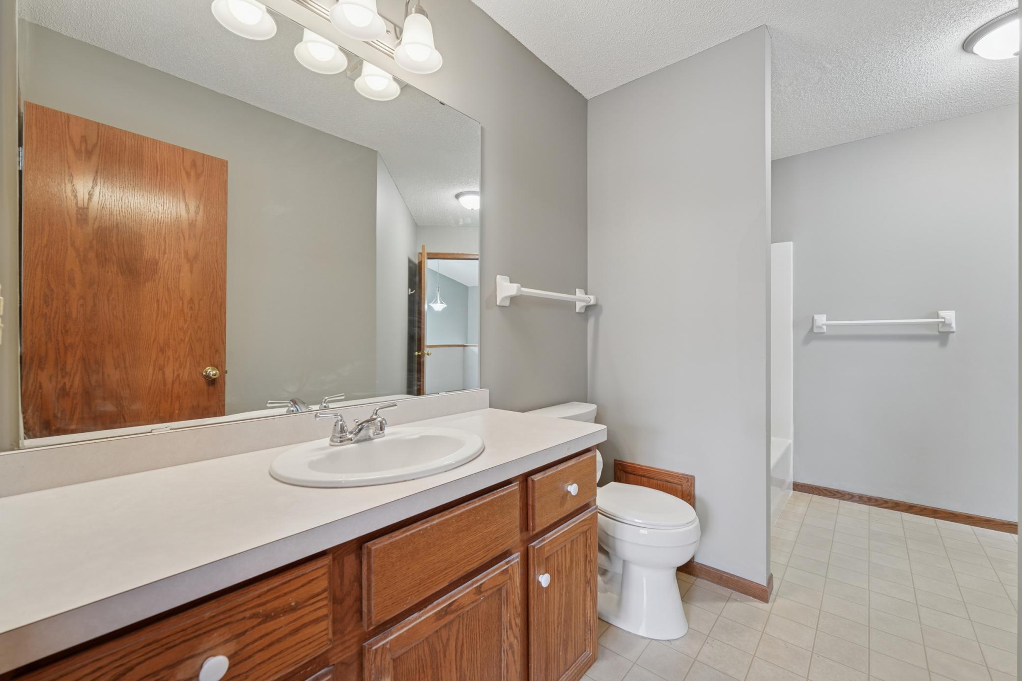 12436 Aztec Street Northwest Coon Rapids, MN 55433 - Photo 10 of 22