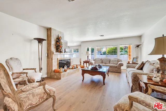 $7,200 | 7121 Arizona Avenue, Los Angeles, CA 90045