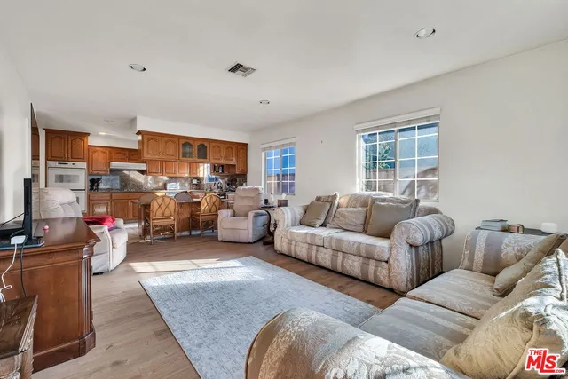 $7,200 | 7121 Arizona Avenue, Los Angeles, CA 90045