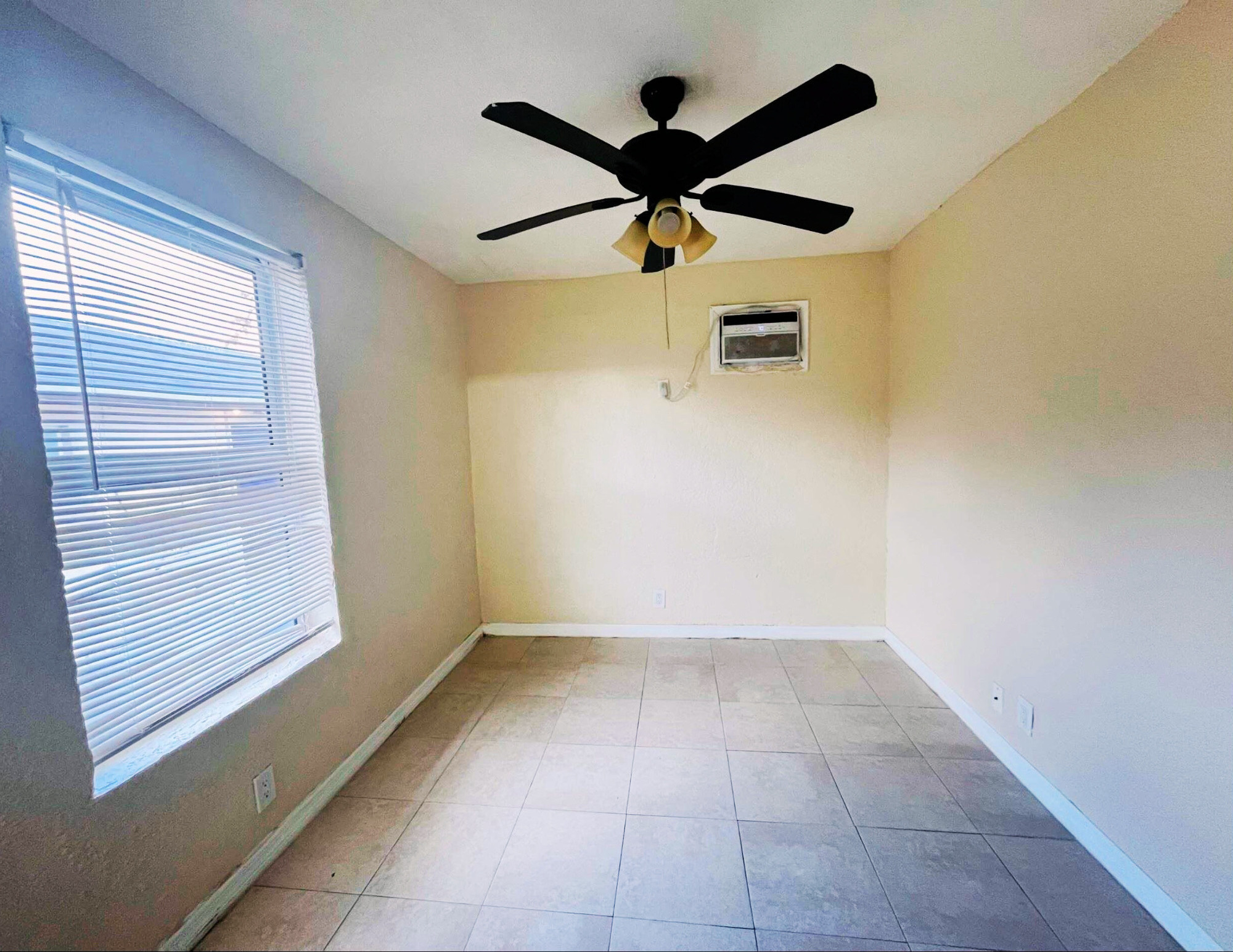 901 8th Street, Unit 4 West Palm Beach, FL 33401 - Photo 6 of 9 Bedroom