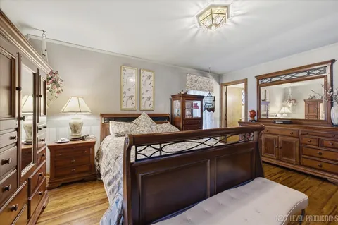 $498,500 | 5148 Lincoln Avenue, Lisle, IL 60532