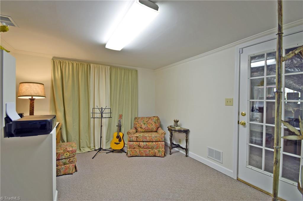 3241 Nottingham Road Winston-Salem, NC 27104 - Photo 15 of 19 Gallery Image 15