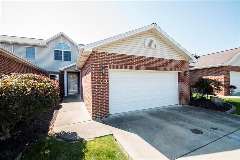 104 East Country Barn Road Houston, PA 15342 - Photo 2 of 20 Gallery Image 2