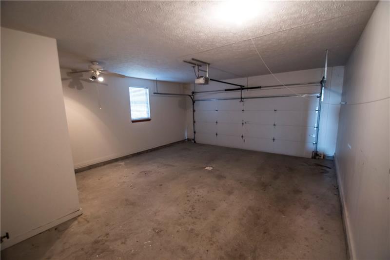 104 East Country Barn Road Houston, PA 15342 - Photo 17 of 20 Gallery Image 17