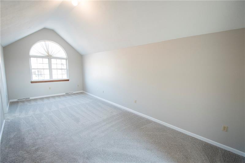 104 East Country Barn Road Houston, PA 15342 - Photo 19 of 20 Gallery Image 19