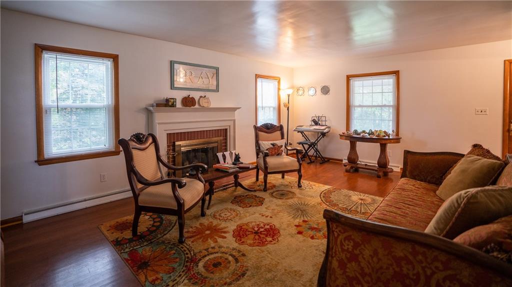707 Ridgeway Avenue Grove City, PA 16127 - Photo 6 of 22 Gallery Image 6