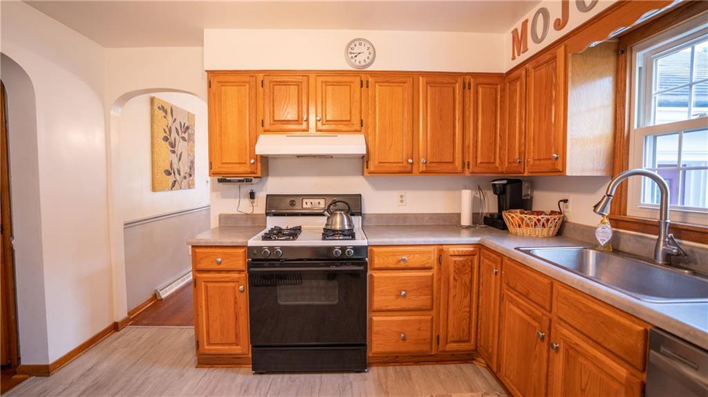 707 Ridgeway Avenue Grove City, PA 16127 - Photo 10 of 22 Gallery Image 10