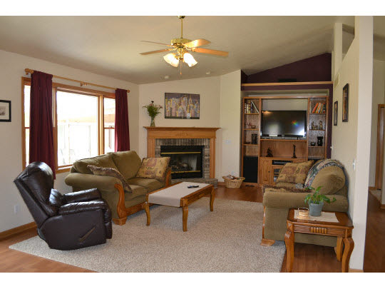 6595 Theodorff Road Pecatonica, IL 61063 - Photo 2 of 11 Gallery Image 2