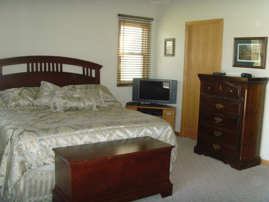 6595 Theodorff Road Pecatonica, IL 61063 - Photo 7 of 11 Gallery Image 7