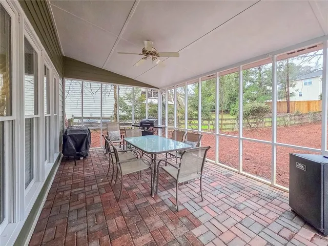 $525,000 | 2421 Camden Lake View Northwest, Acworth, GA 30101