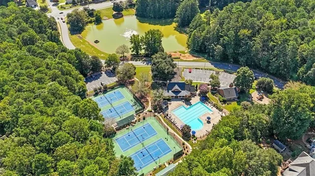 $525,000 | 2421 Camden Lake View Northwest, Acworth, GA 30101