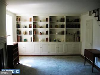 19 Chestnut Lane Wayne, PA 19087 - Photo 6 of 12 Living Room