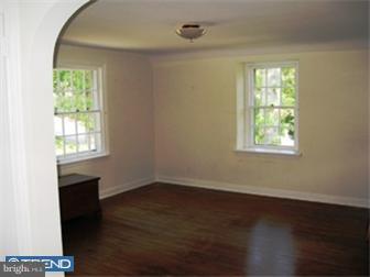19 Chestnut Lane Wayne, PA 19087 - Photo 9 of 12 Bedroom - Main