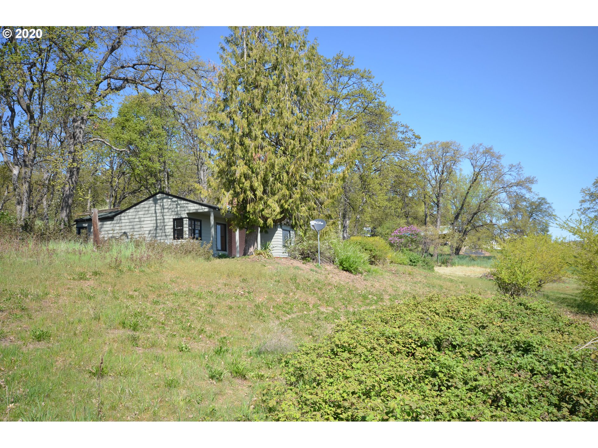4300 Cherry Heights Road The Dalles, OR 97058 - Photo 8 of 32 Gallery Image 8