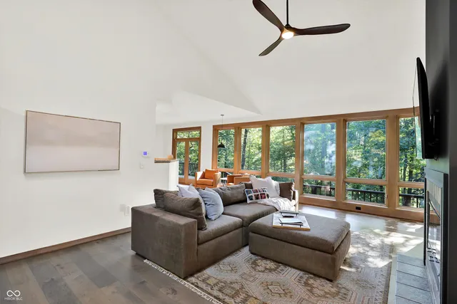 $725,000 | 2263 Turning Tree Drive, Nashville, IN 47448