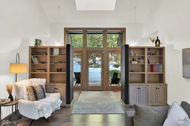 $725,000 | 2263 Turning Tree Drive, Nashville, IN 47448