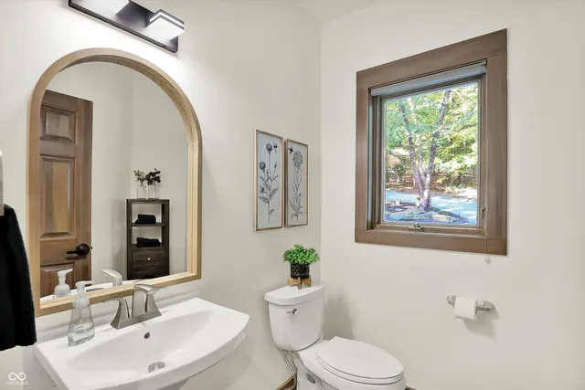 $725,000 | 2263 Turning Tree Drive, Nashville, IN 47448