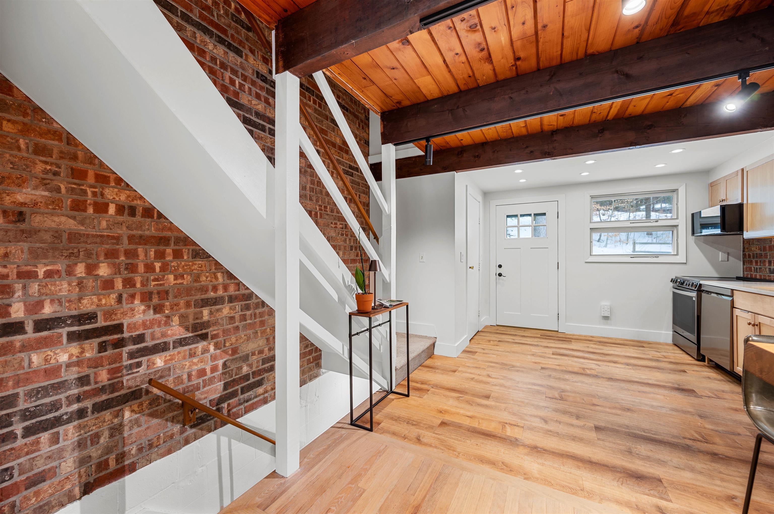 67 Fox Hill Road, Unit 6 Stowe, VT 05672 - Photo 13 of 30