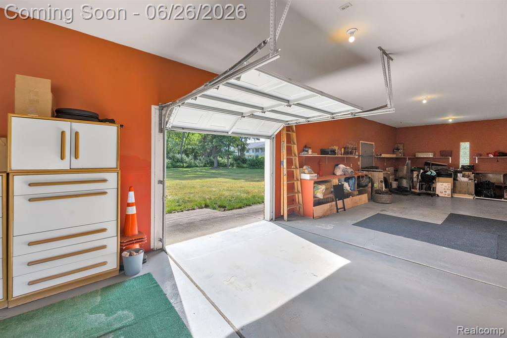 21362 Lahser Road Southfield, MI 48075 - Photo 19 of 66