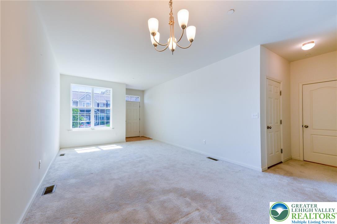 369 Pennycress Road Allentown, PA 18104 - Photo 10 of 31 Gallery Image 10