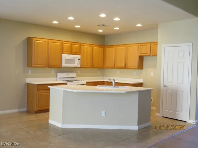 $1,800 | 6294 Canvasback Avenue, Las Vegas, NV 89122