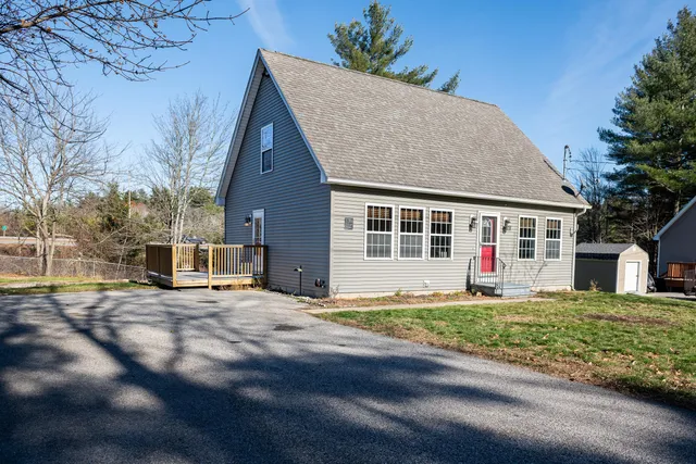$360,000 | 3 Rose Terrace, Auburn, ME 04210