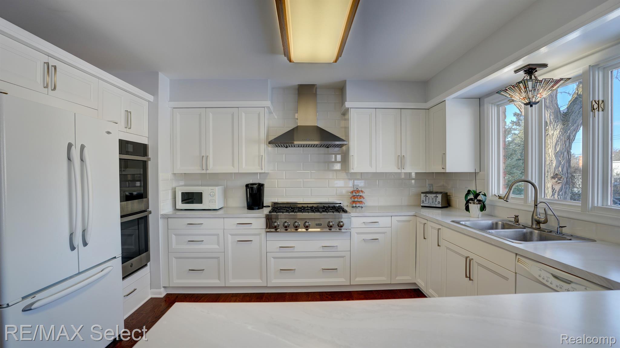5447 Provincial Road Grand Blanc, MI 48439 - Photo 16 of 46 Gallery Image 16