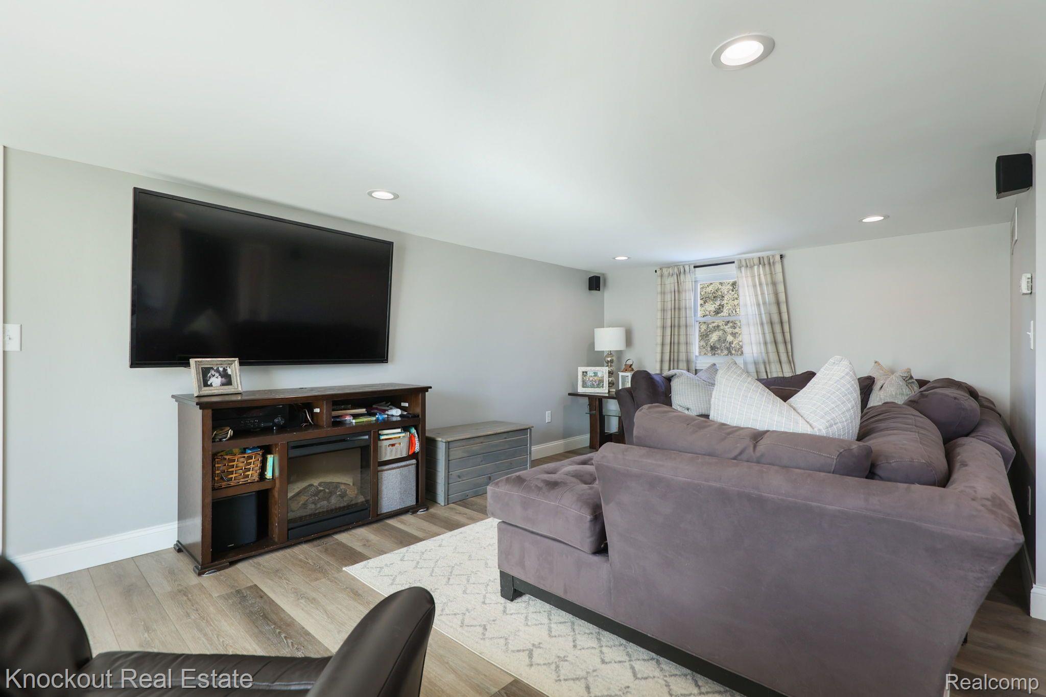 10305 South Beyer Road Birch Run, MI 48415 - Photo 11 of 62 Gallery Image 11