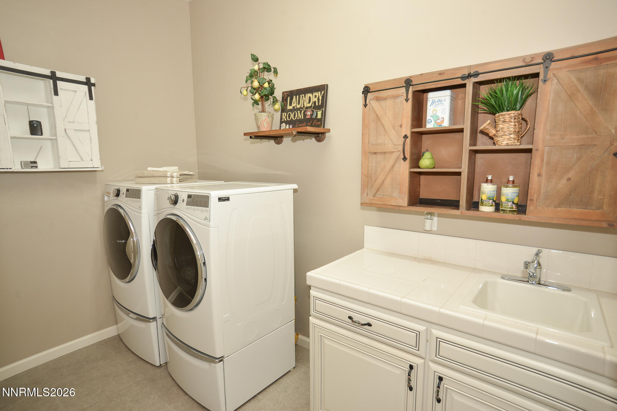 2300 Maximus Lane Reno, NV 89521 - Photo 31 of 44 AAA_6450