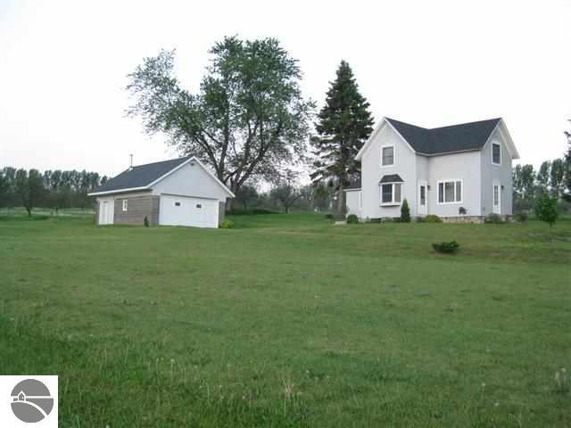 5143 Demerly Road Benzonia, MI 49616 - Photo 16 of 19 1742313-15.JPG