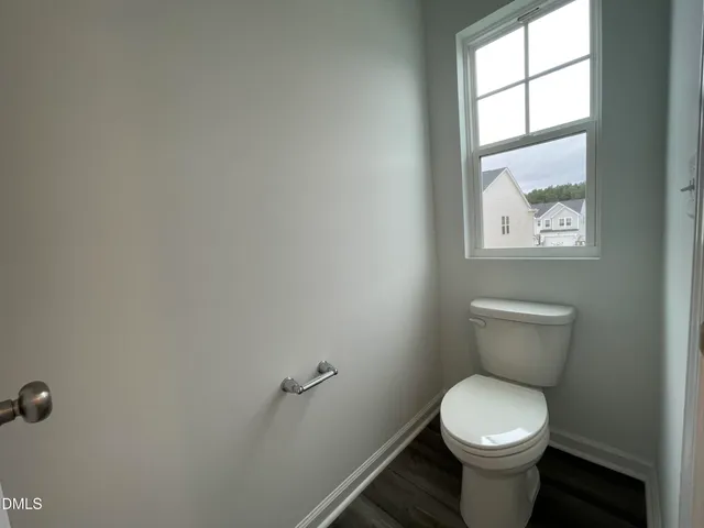 a bathroom with a toilet