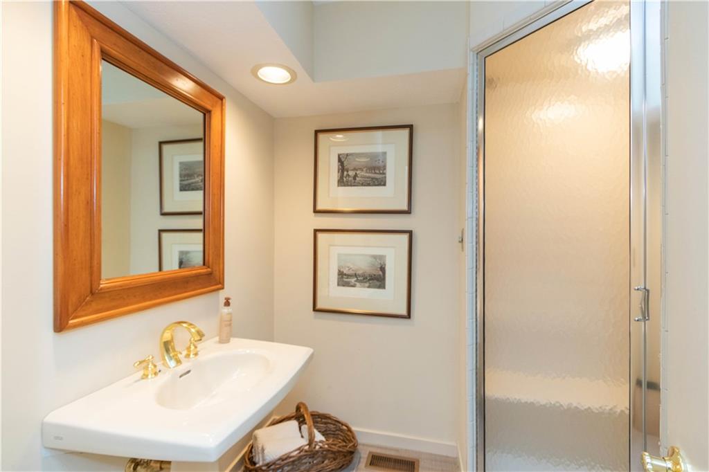 6205 Johnson Road Indianapolis, IN 46220 - Photo 17 of 53 Gallery Image 17