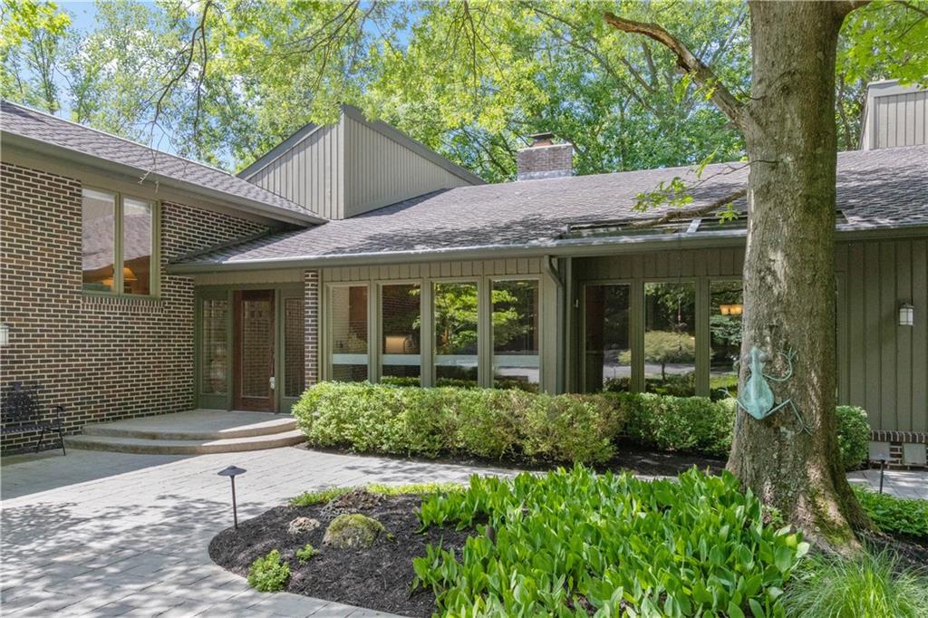 6205 Johnson Road Indianapolis, IN 46220 - Photo 3 of 53 Gallery Image 3