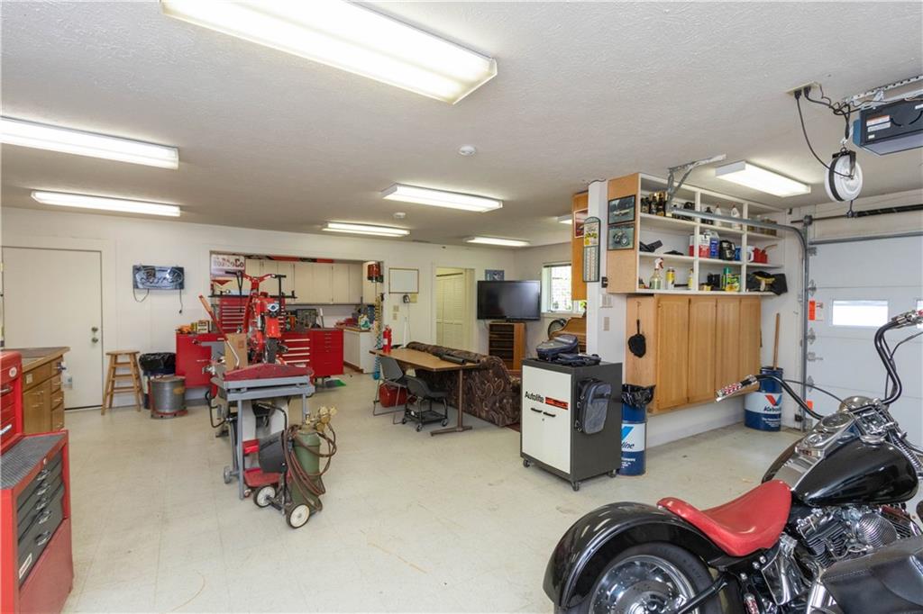 6205 Johnson Road Indianapolis, IN 46220 - Photo 36 of 53 Gallery Image 36