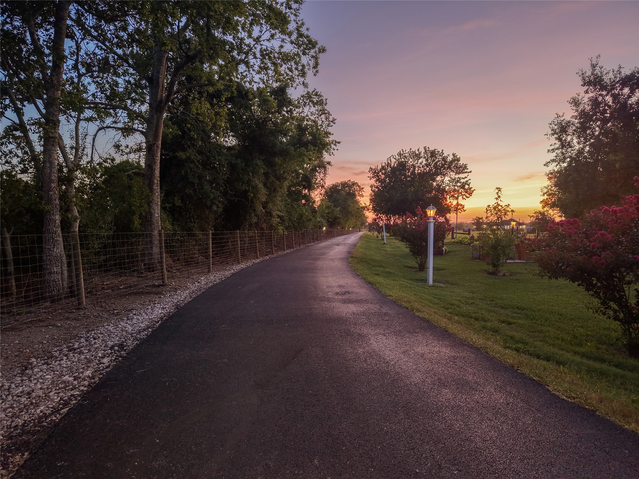 616 County Road 44 Angleton, TX 77515 - Photo 6 of 50 Gallery Image 6