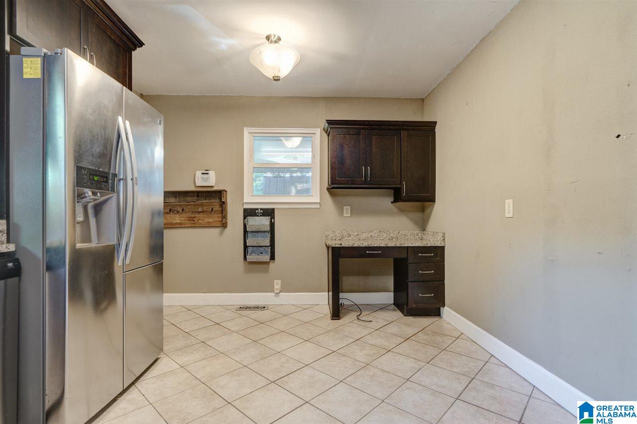3975 Hilltop Road Southeast Bessemer, AL 35022 - Photo 7 of 20