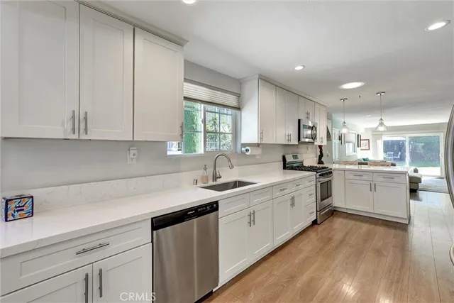 $1,199,000 | 1626 East 6th Street, Long Beach, CA 90802