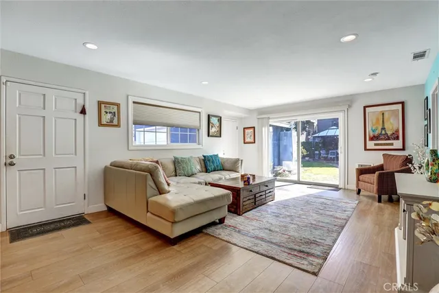$1,199,000 | 1626 East 6th Street, Long Beach, CA 90802