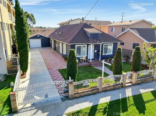 $1,199,000 | 1626 East 6th Street, Long Beach, CA 90802