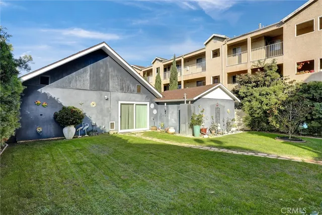 $1,199,000 | 1626 East 6th Street, Long Beach, CA 90802