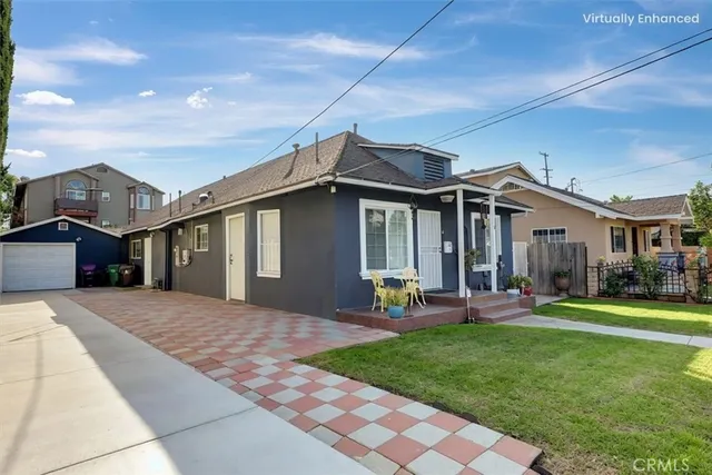 $1,199,000 | 1626 East 6th Street, Long Beach, CA 90802