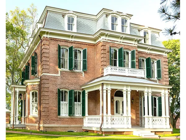 $4,800,000 | 20400 280th Trail, Malta Bend, MO 65339
