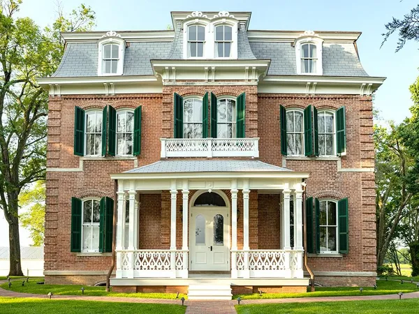 $4,800,000 | 20400 280th Trail, Malta Bend, MO 65339