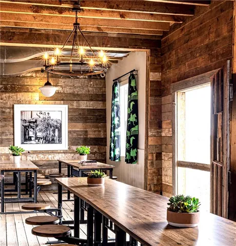 $4,800,000 | 20400 280th Trail, Malta Bend, MO 65339